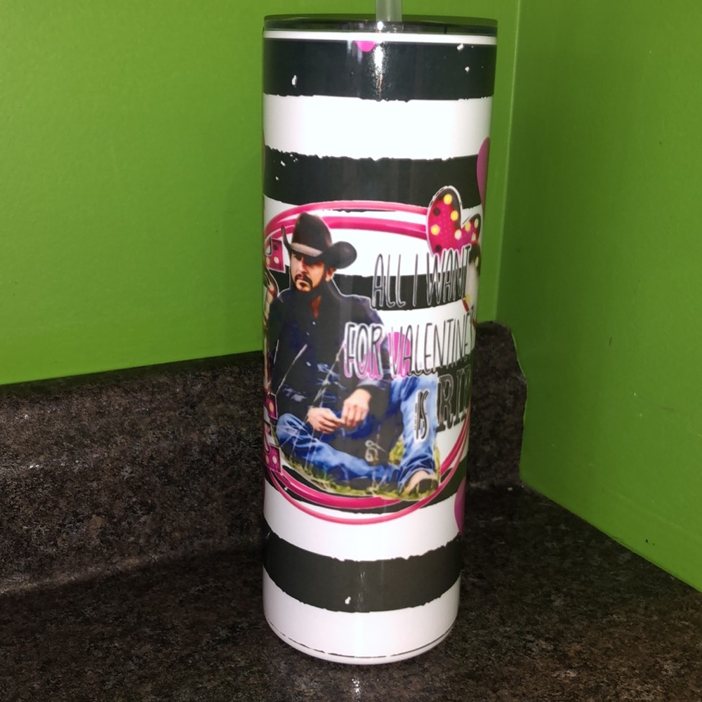 Yellowstone Rip Tumbler 💕❤️ - Picture 3 of 16